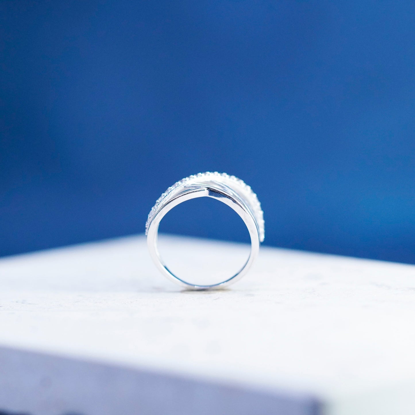 Size 7.25, vintage Sterling silver handmade ring, 925 wavy band with cz