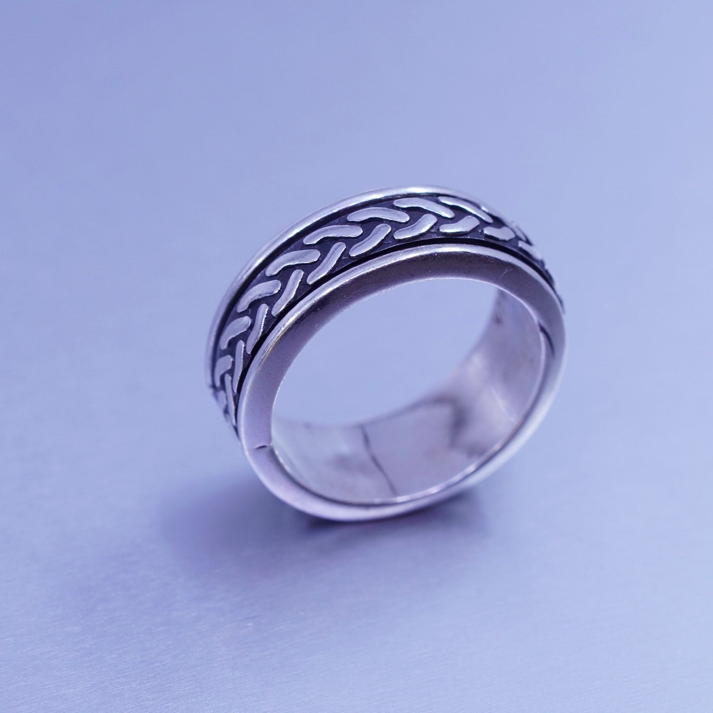 Size 7, southwestern Sterling 925 silver ring, braided woven spinner band