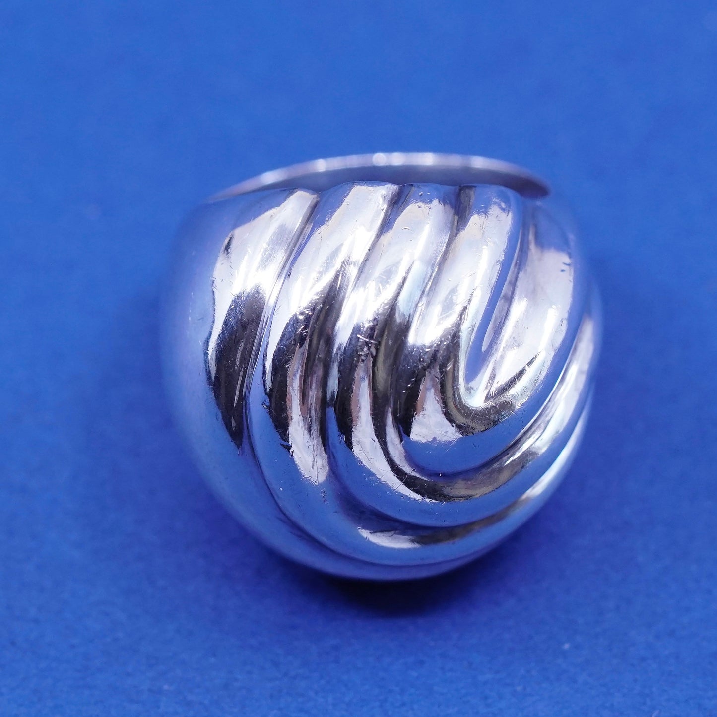 Size 7, vintage, simple Sterling 925 silver handmade ribbed ring statement band