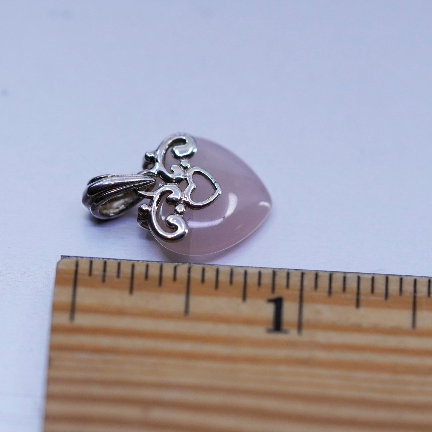 Vintage sterling 925 silver pendant with heart rose quartz