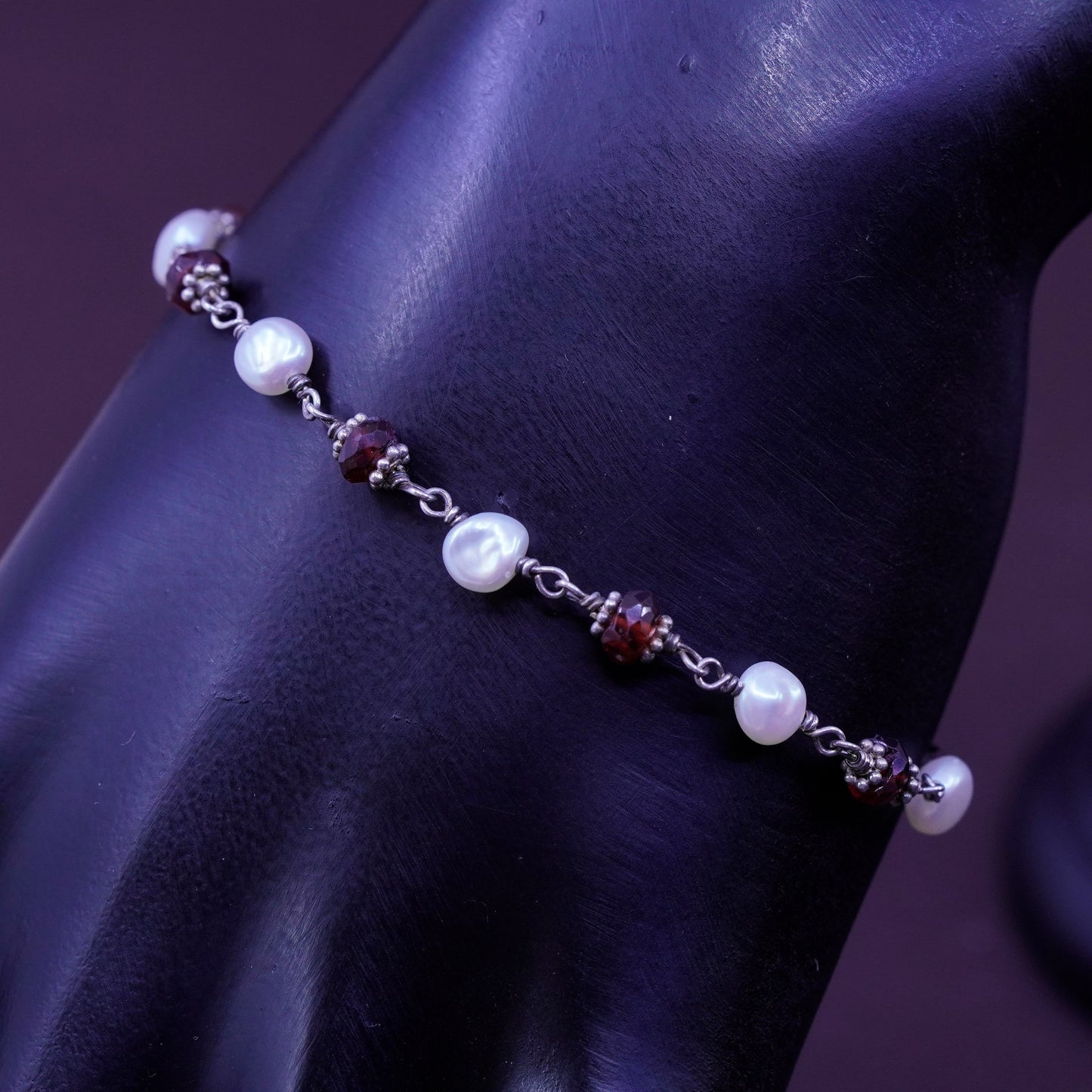 6.75”, vintage Sterling 925 silver beads bracelet with garnet and pearl