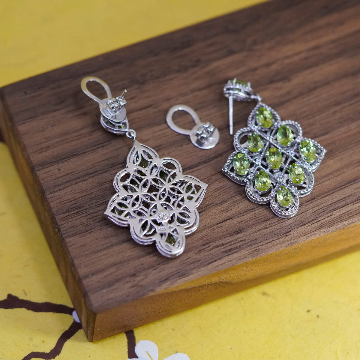 Vintage designer Sterling 925 silver handmade earrings cluster peridot diamond