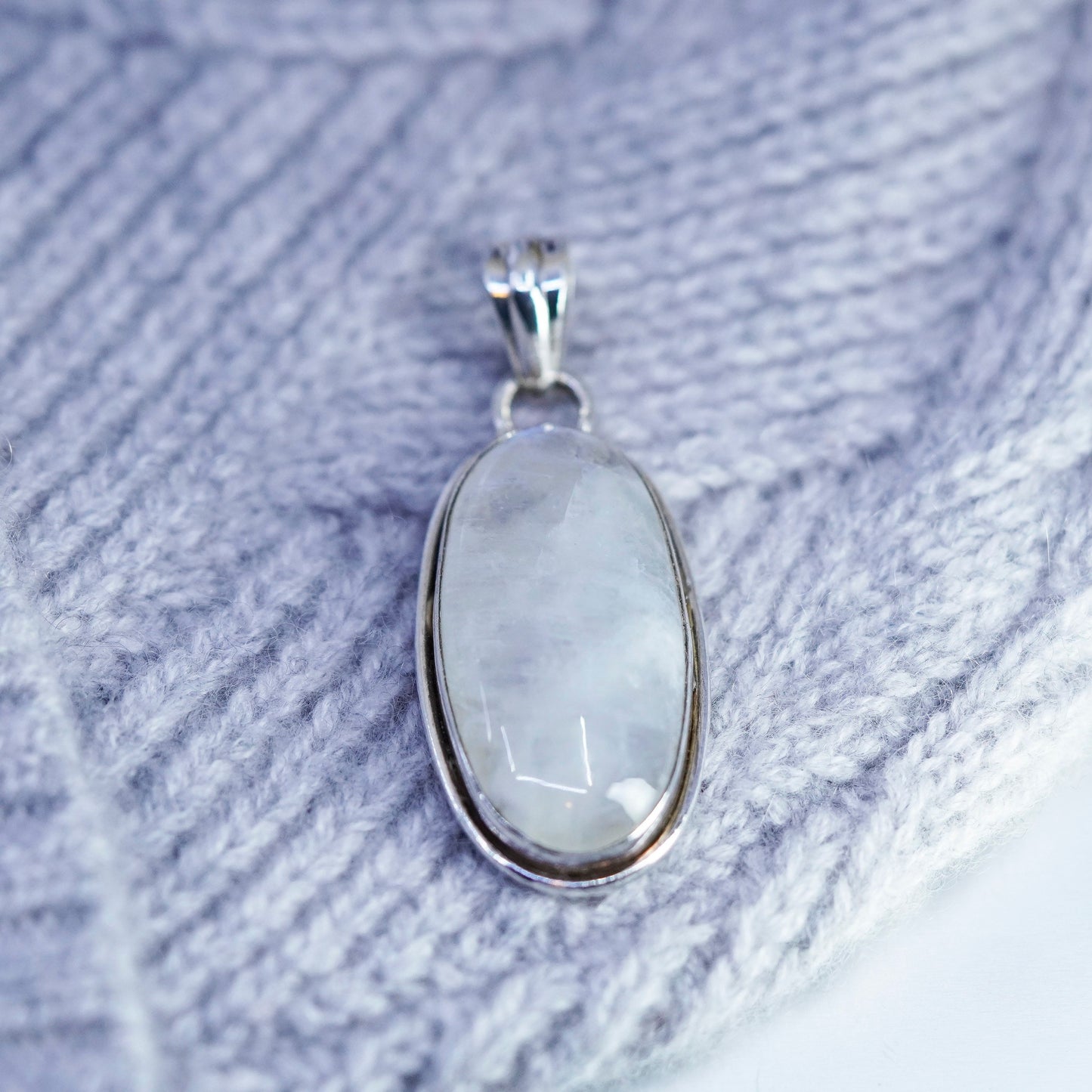 Vintage sterling 925 silver handmade pendant with oval moonstone