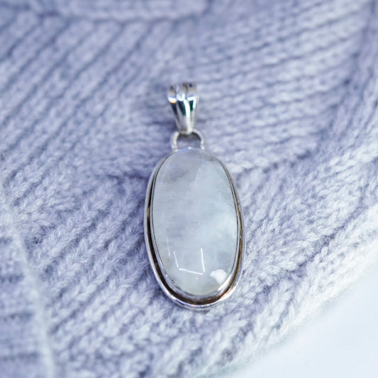 Vintage sterling 925 silver handmade pendant with oval moonstone