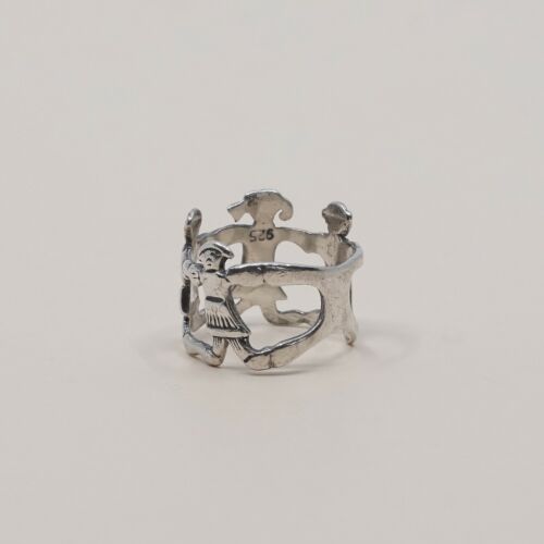 Size 5, Vtg Sterling Silver Handmade Ring 925 Band Embossed Kids Holding Hands