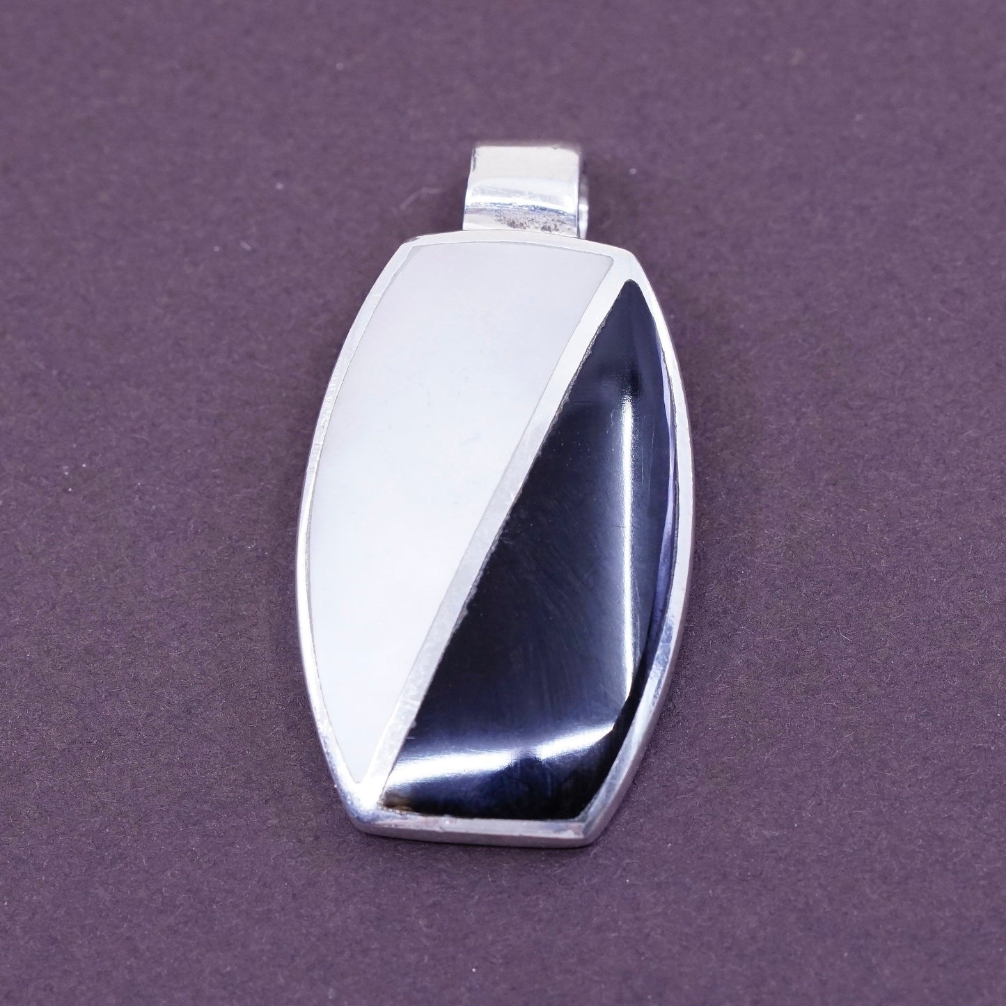 Vintage Sterling 925 silver pendant with obsidian and mother of pearl inlay