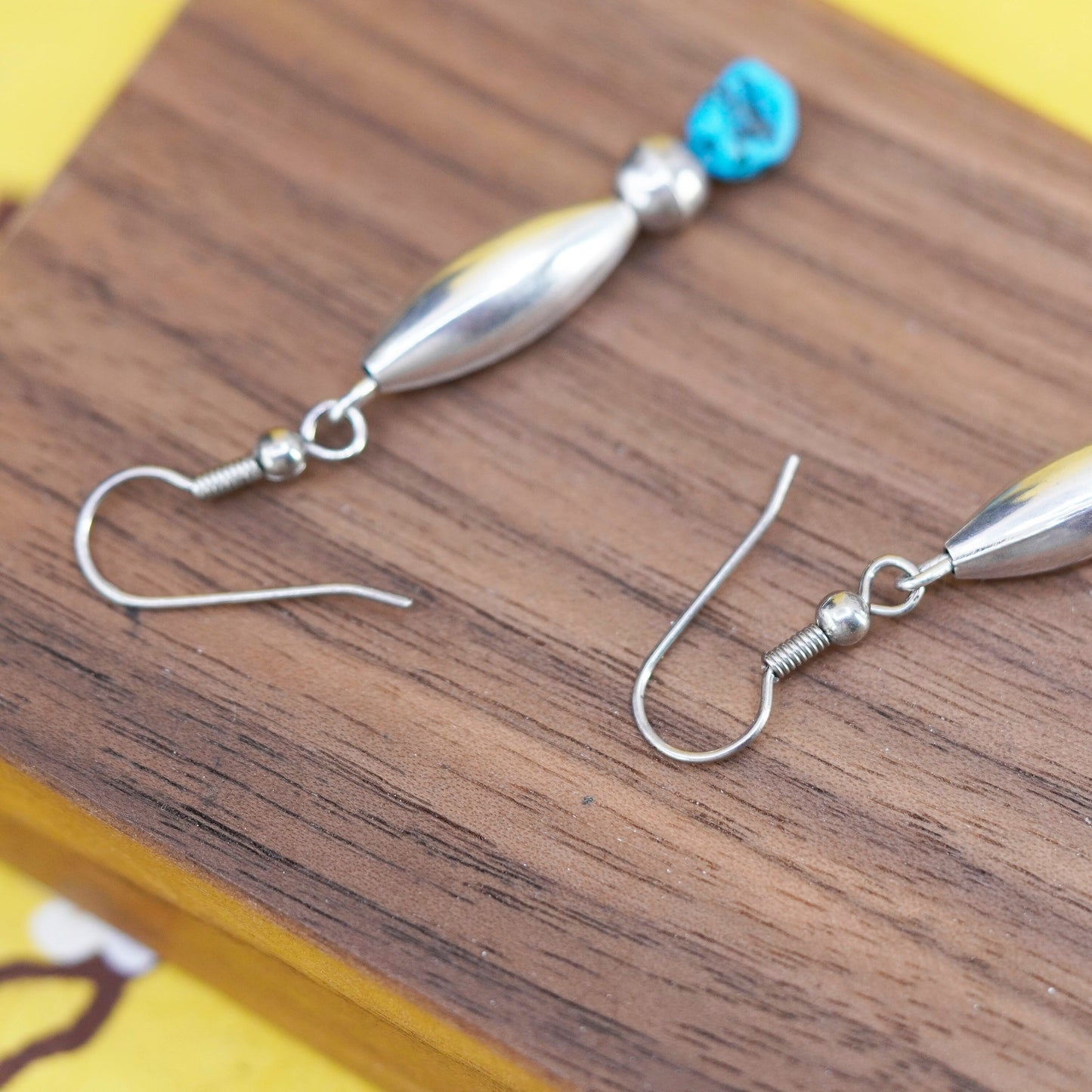 VTG Native American Sterling 925 silver handmade earrings with turquoise nugget
