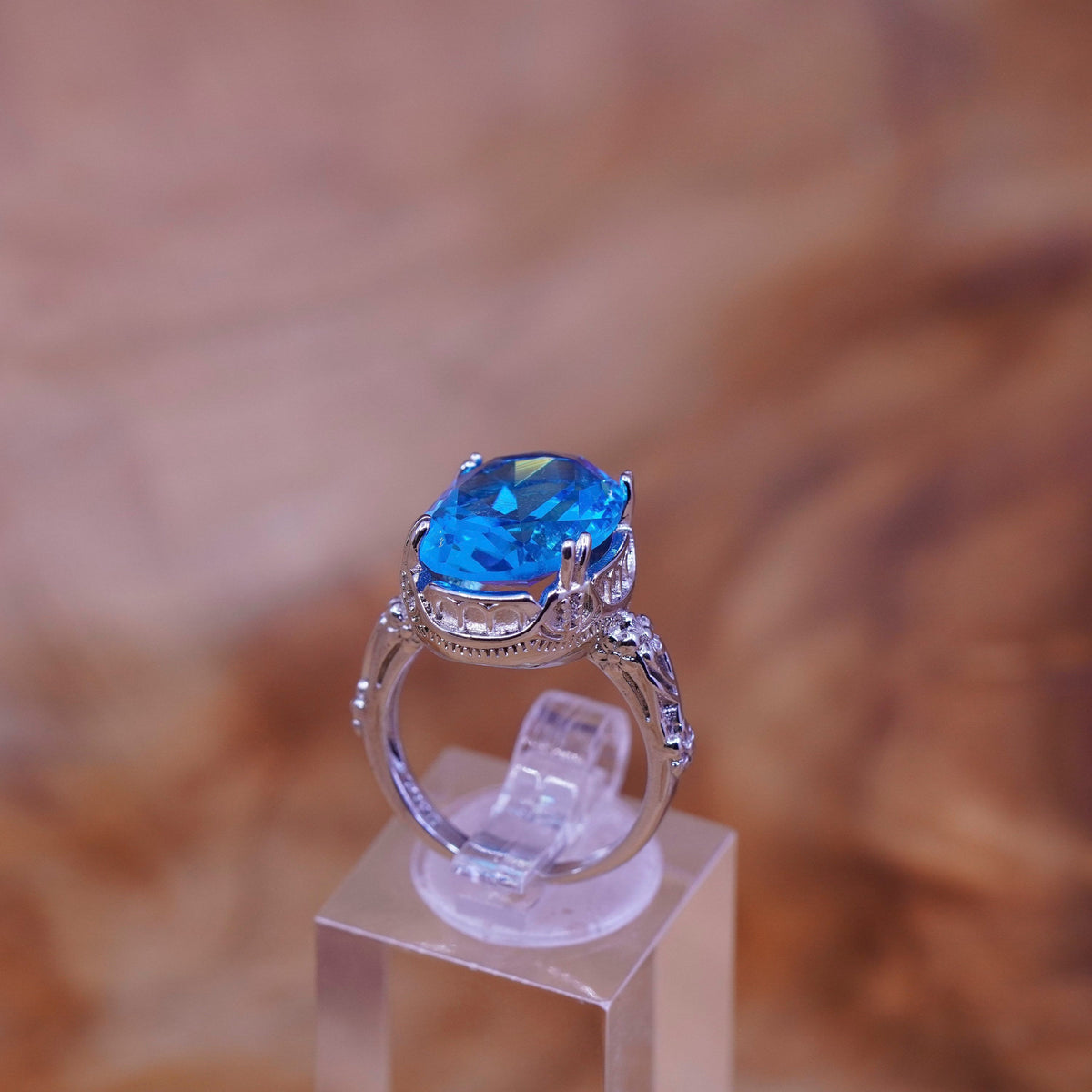 Size 6.25, vtg Sterling 925 silver handmade cocktail ring w/ oval blue topaz