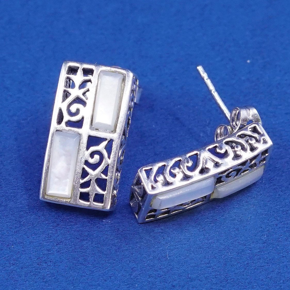 vtg sterling silver handmade earrings, 925 studs w/ mother of Pearl N filigree