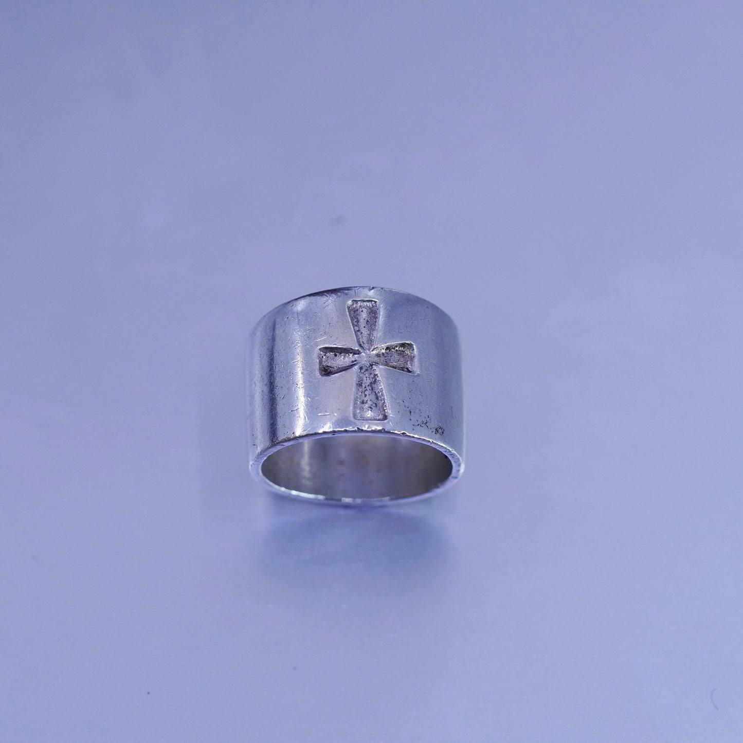 Size 6.75, vintage statement Sterling 925 silver handmade ring, band with cross