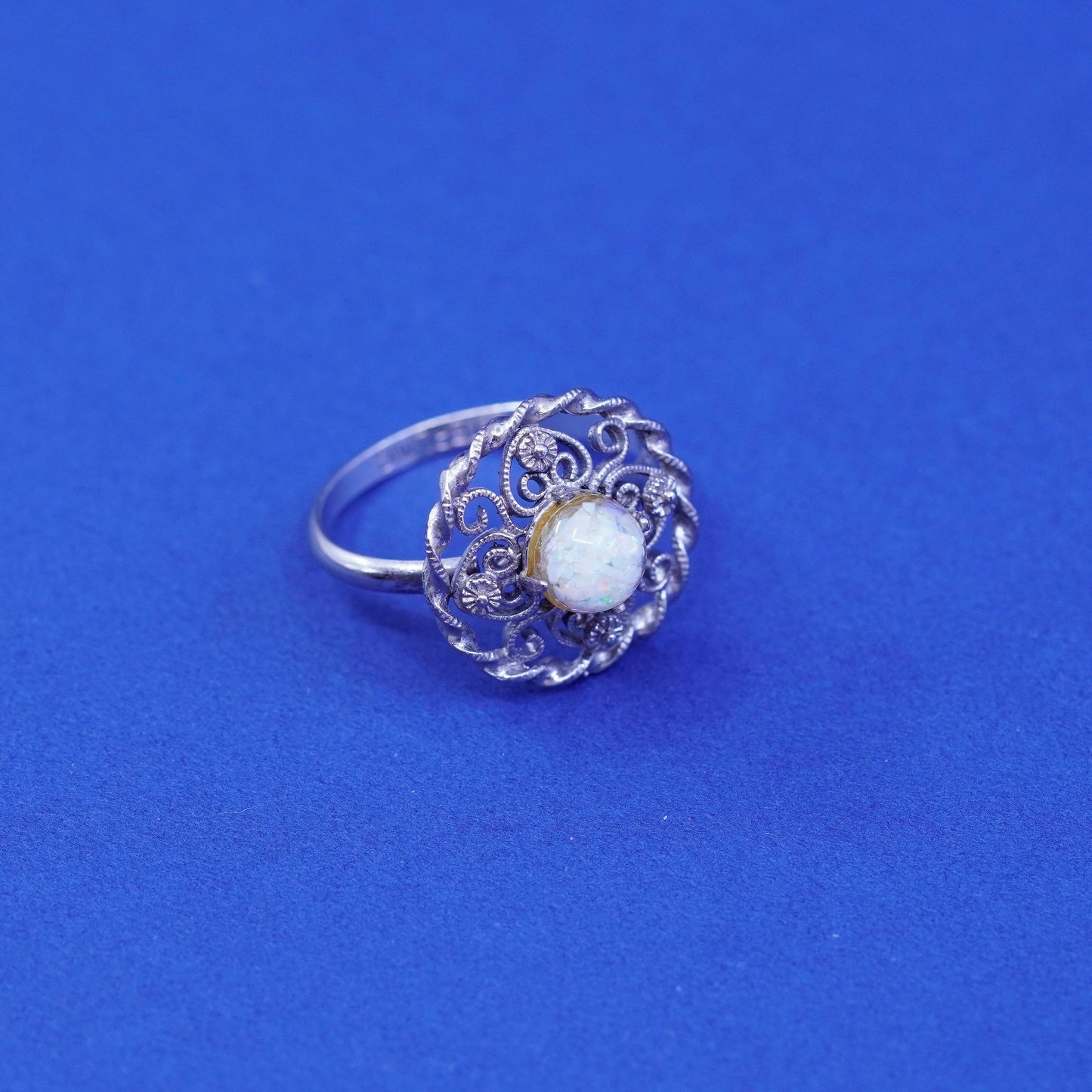 Size 8 Vintage Sterling 925 silver filigree handmade ring with opal