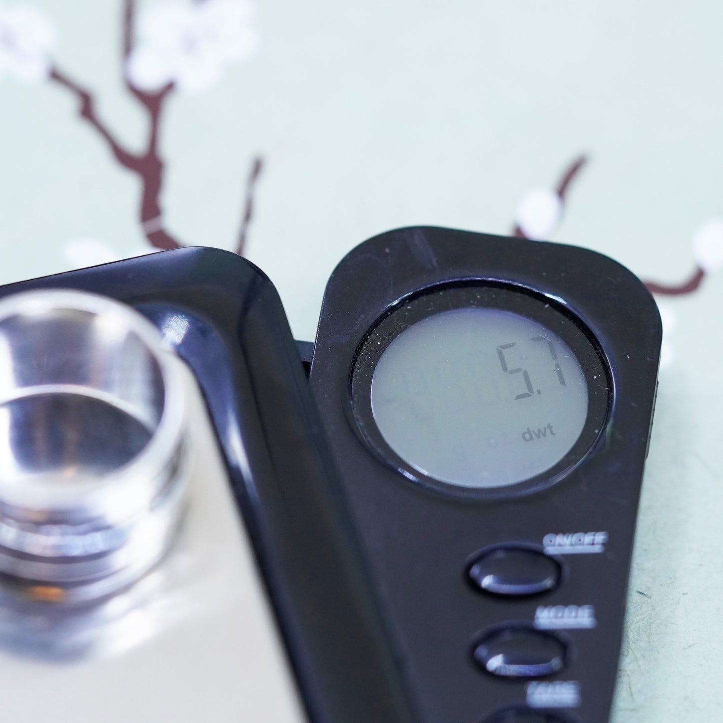 Size 8.5, VTG Silpada R0897 Sterling 925 silver spinner ring, band with opal