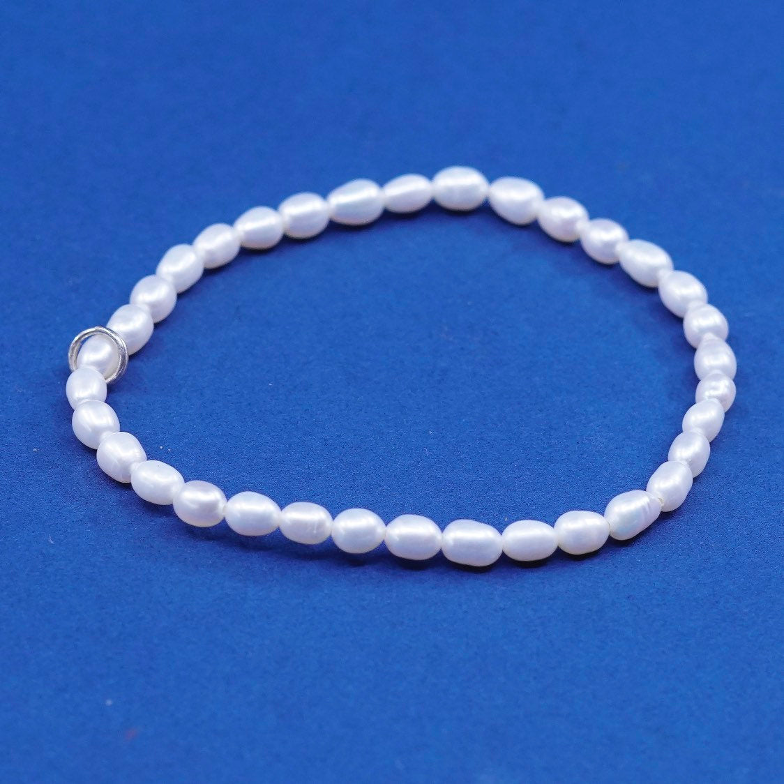 6.75", Vintage handmade elastic pear bead bracelet