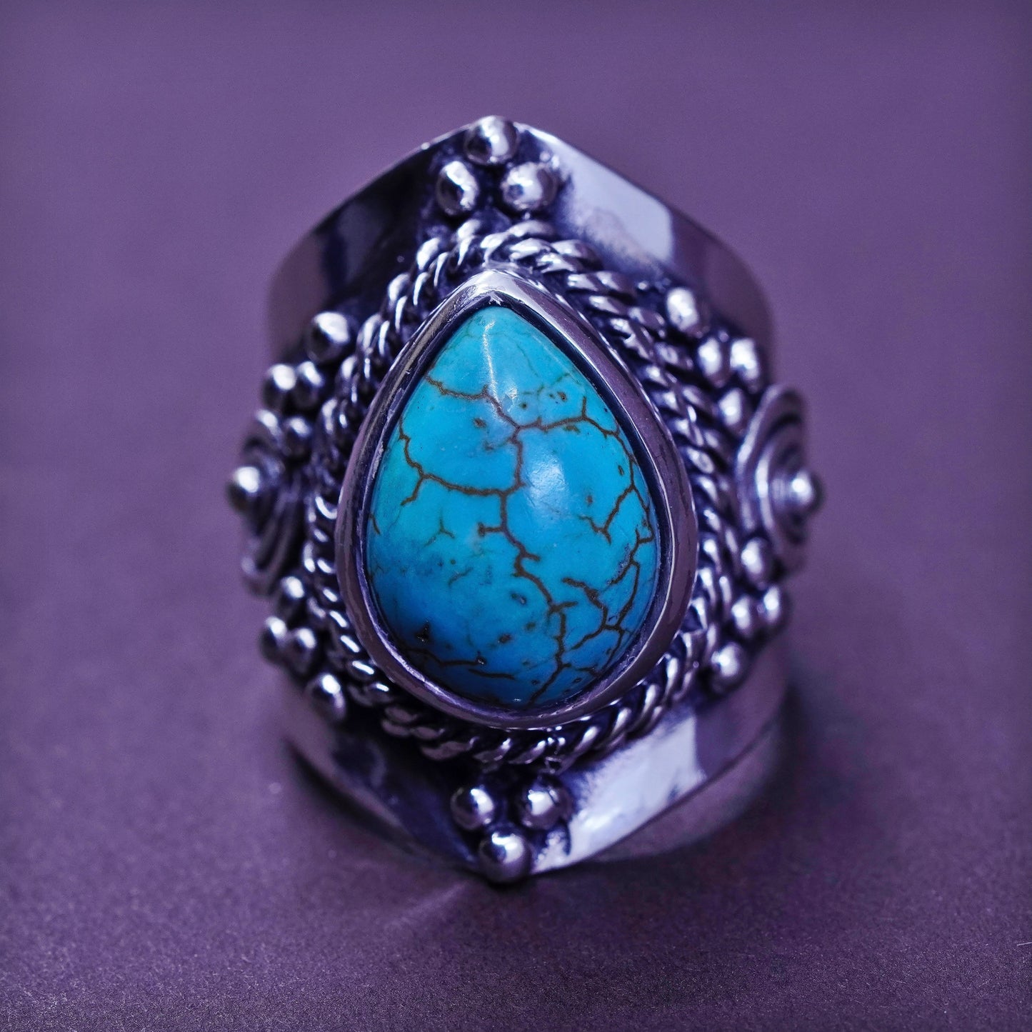 Size 9, Sterling 925 silver ring, Native American, Navajo w/ teardrop turquoise