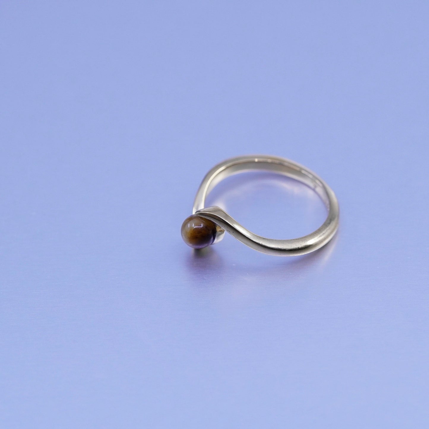 Size 7, Sarah Coventry 18K gold filled ring with tiger eye