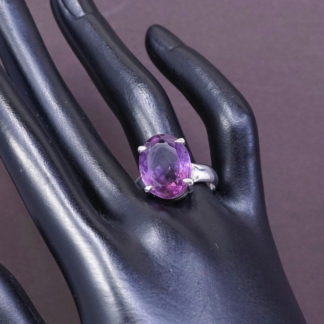 sz 9.5, Sterling silver statement ring, 925 w/ oval amethyst, stamped 925