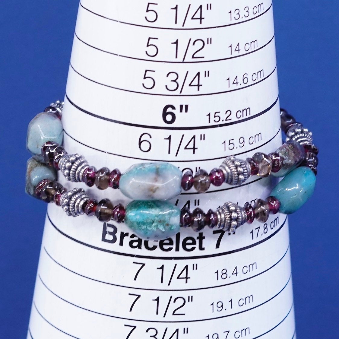 6.5", vtg Sterling silver bracelet, 925 toggle closure w/ jade N garnet beads