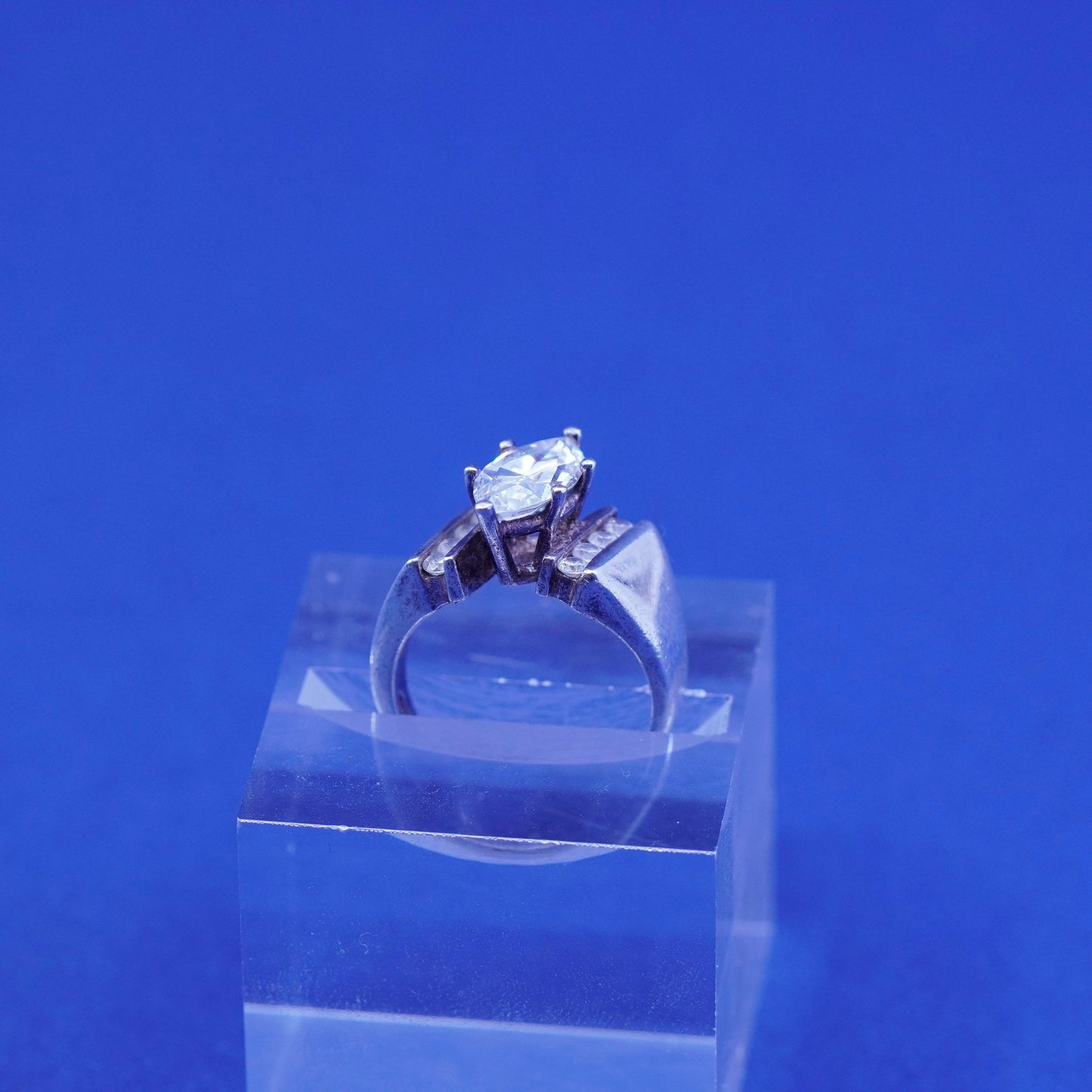 Size 5, Vintage Sterling 925 silver engagement ring with Cz