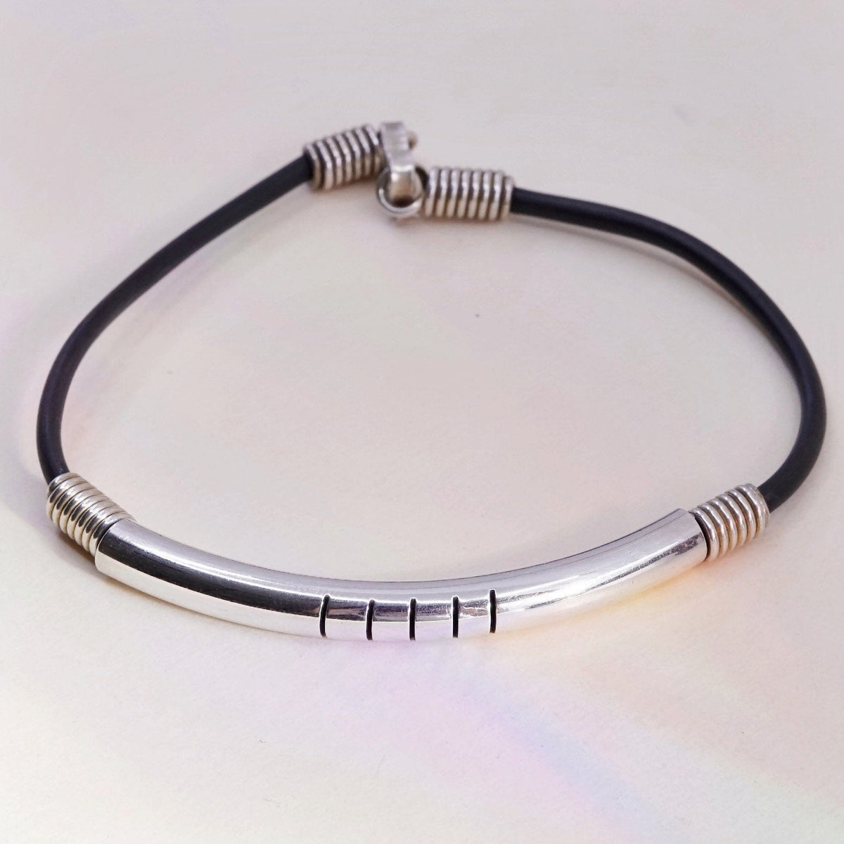 7.25”, Vintage black rubber chain with sterling 925 silver bar