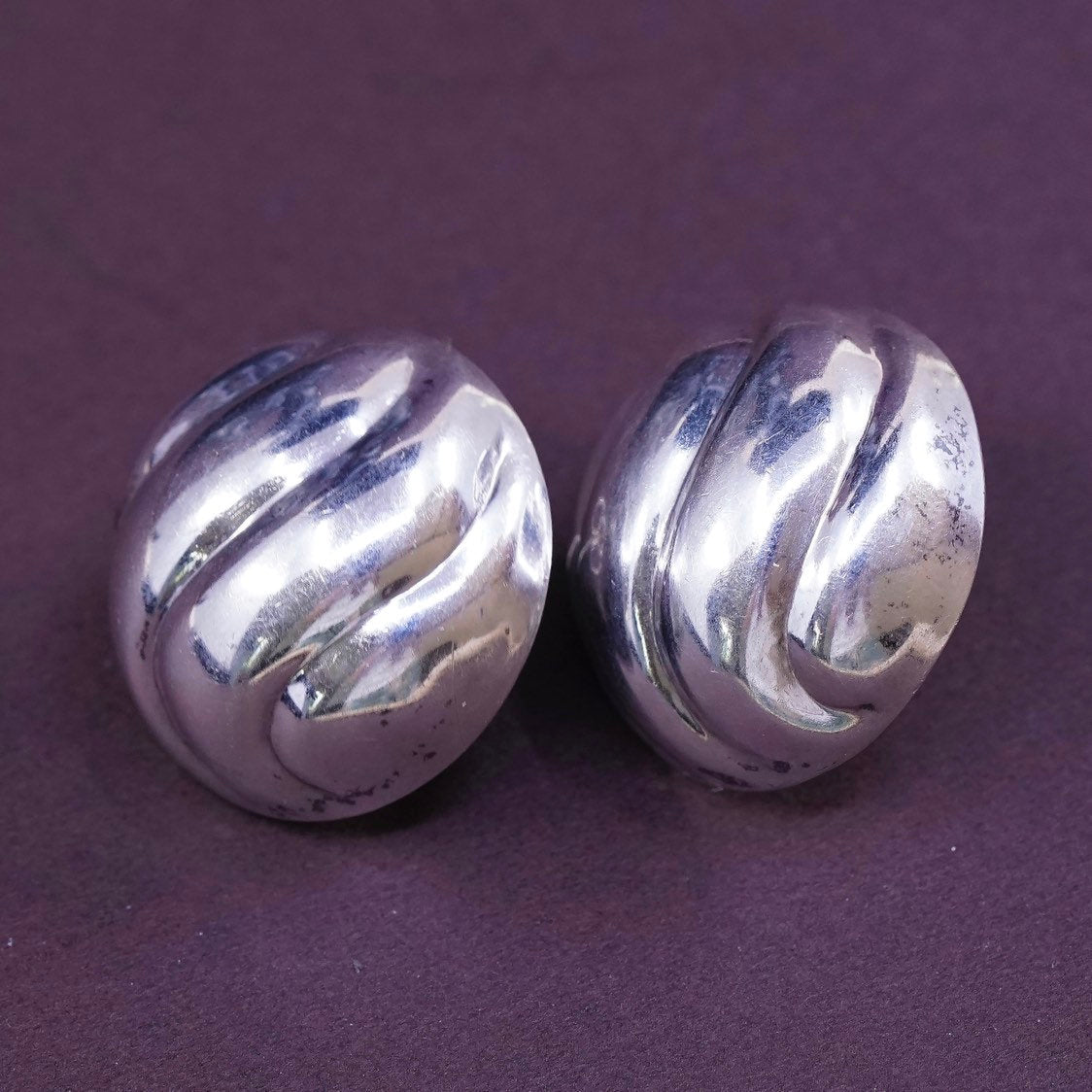 vtg Sterling silver handmade earrings, 925 ribbed round studs, stamped 925