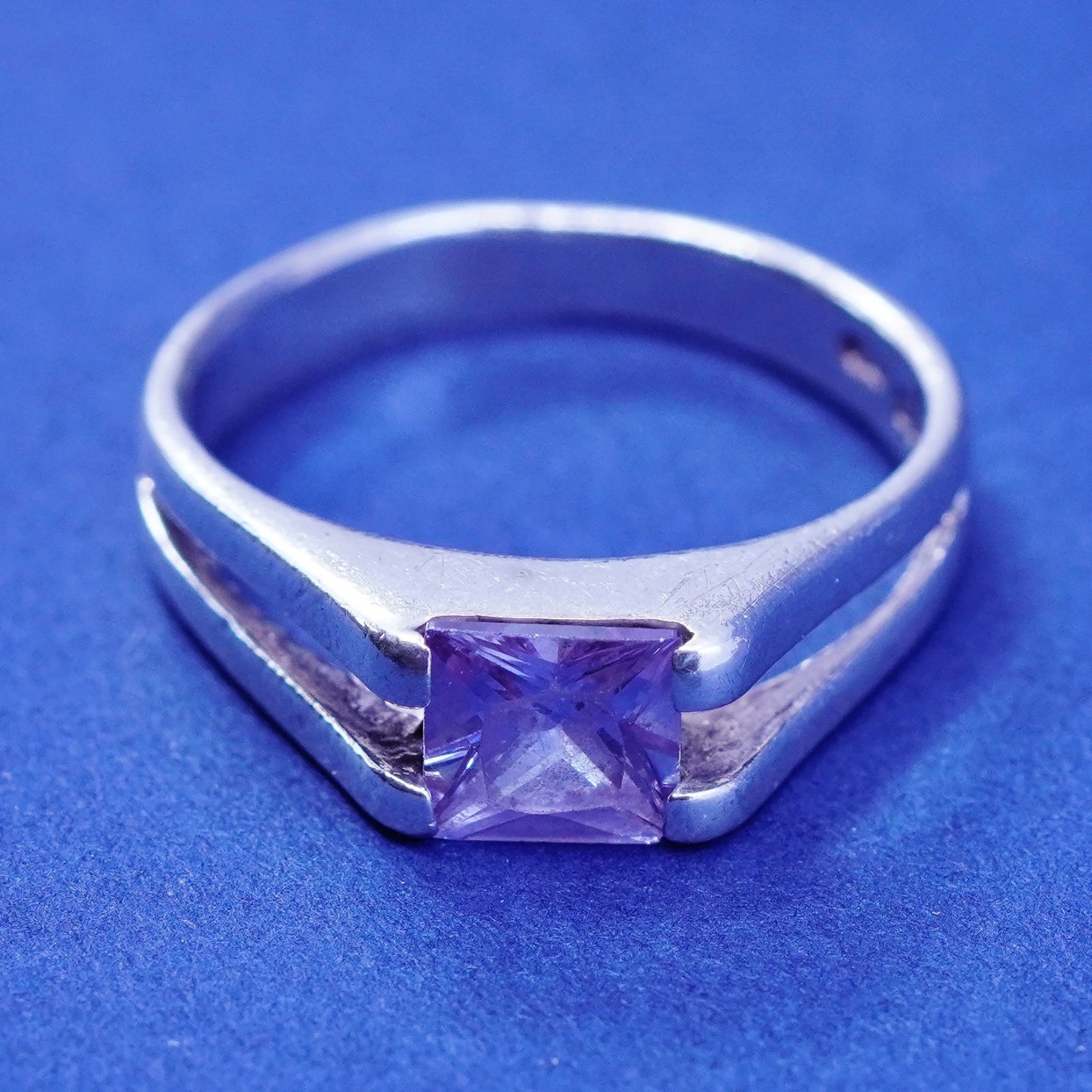 Size 6.5, vintage Sterling silver handmade ring, 925 band with amethyst