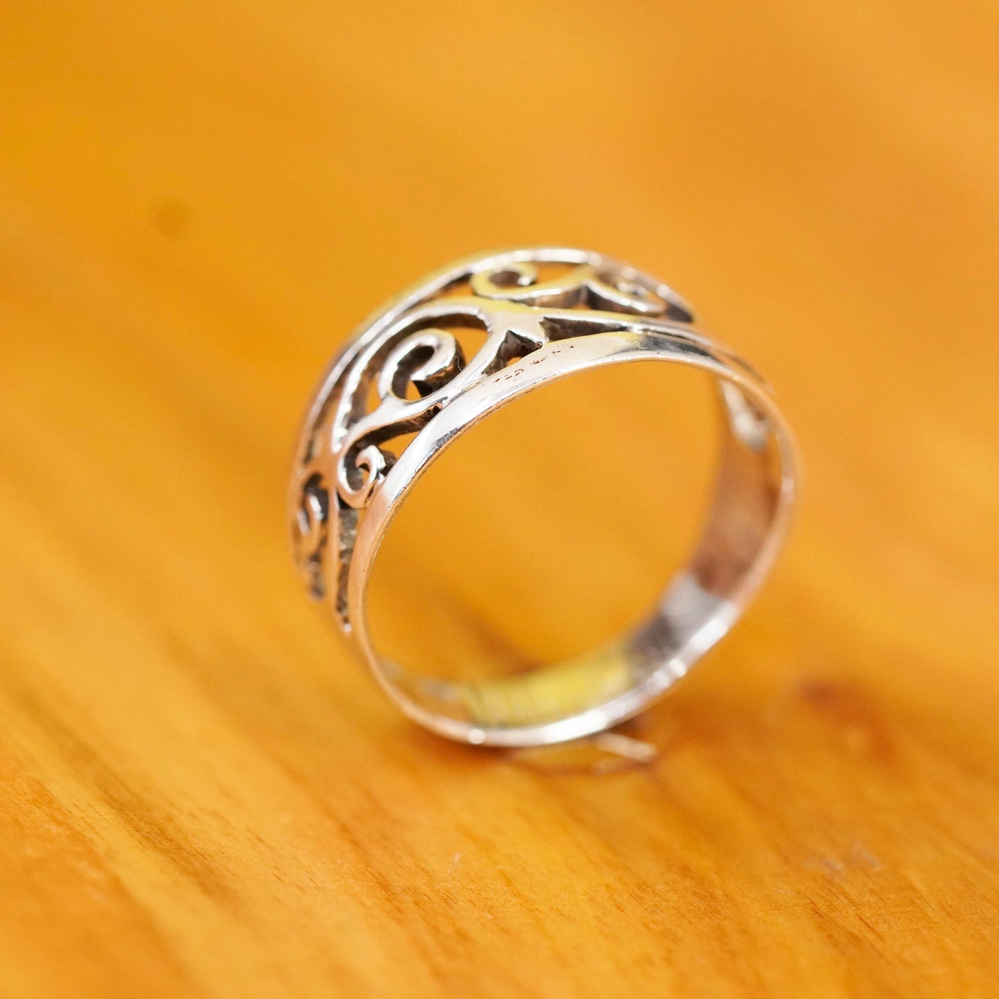 Size 7, Sterling silver handmade ring, southwestern, 925 filigree swirl band