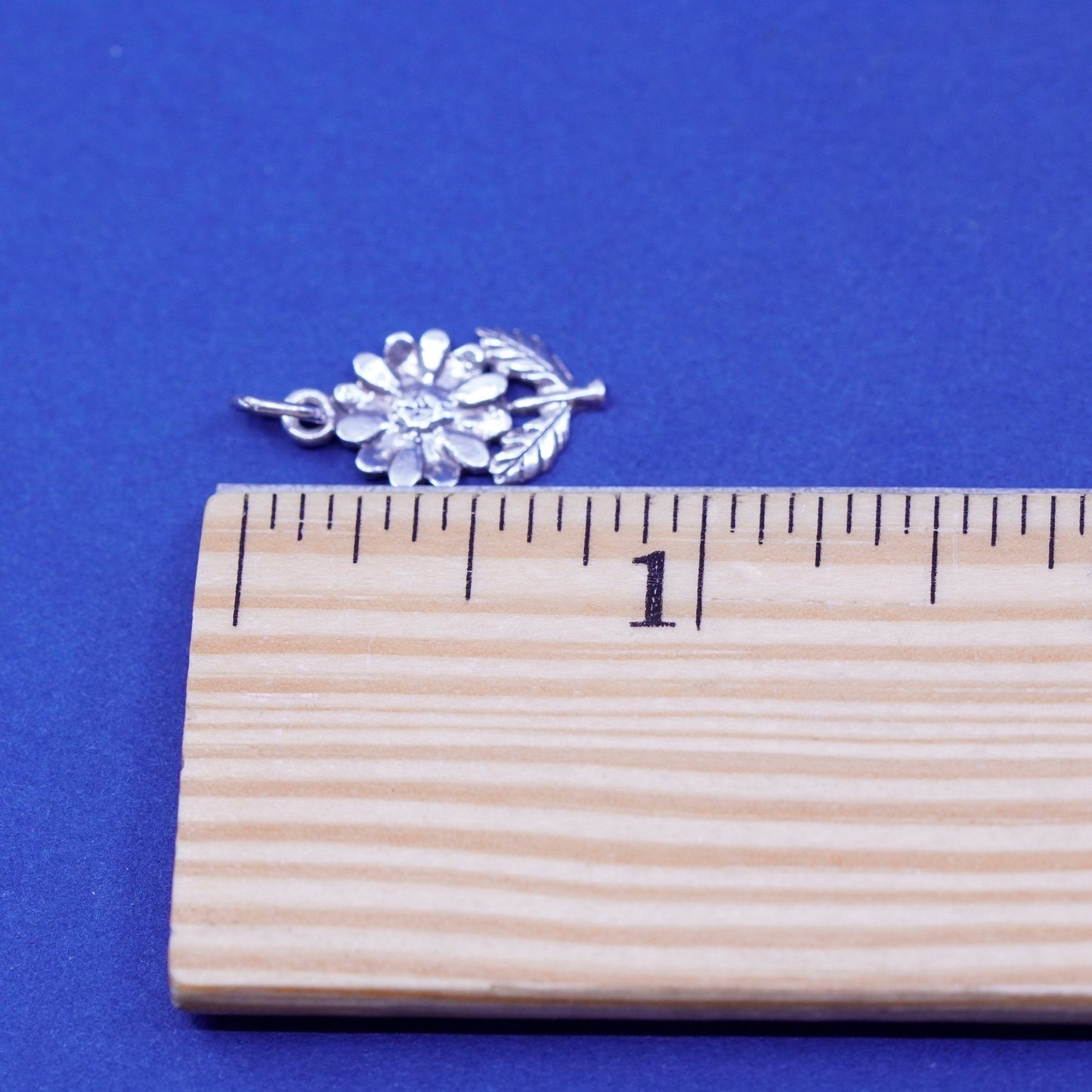 Vintage Sterling silver handmade pendant, 925 sunflower flower charm