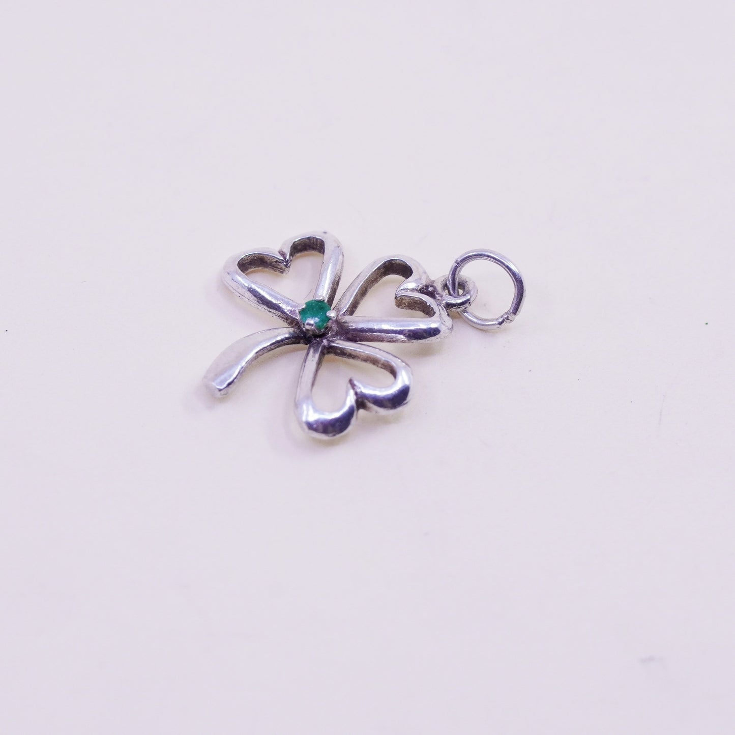 Vintage sterling silver handmade pendant, textured 925 clover with emerald