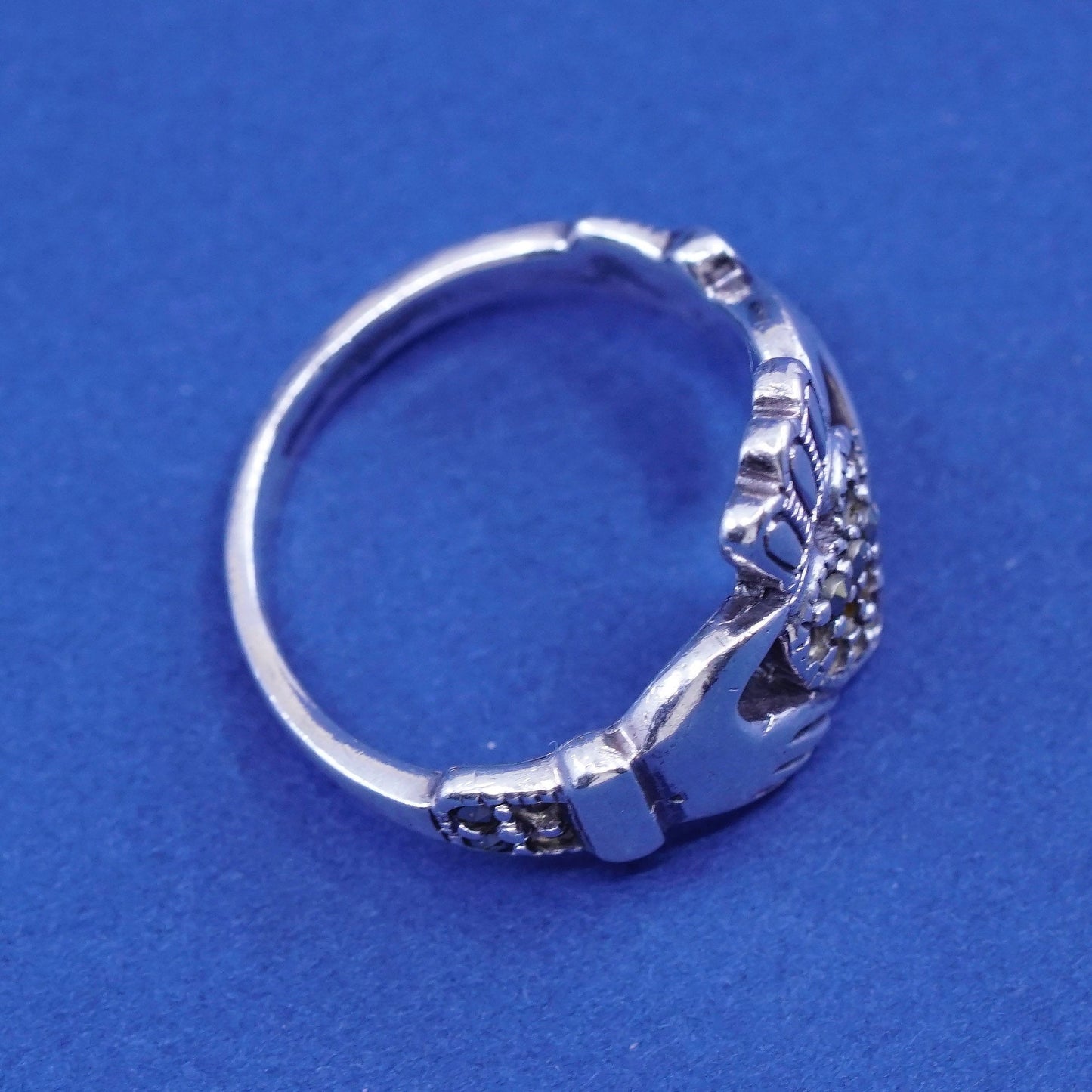 sz 5.5, irish sterling silver claddagh ring holding heart 925 band w/ Marcasite