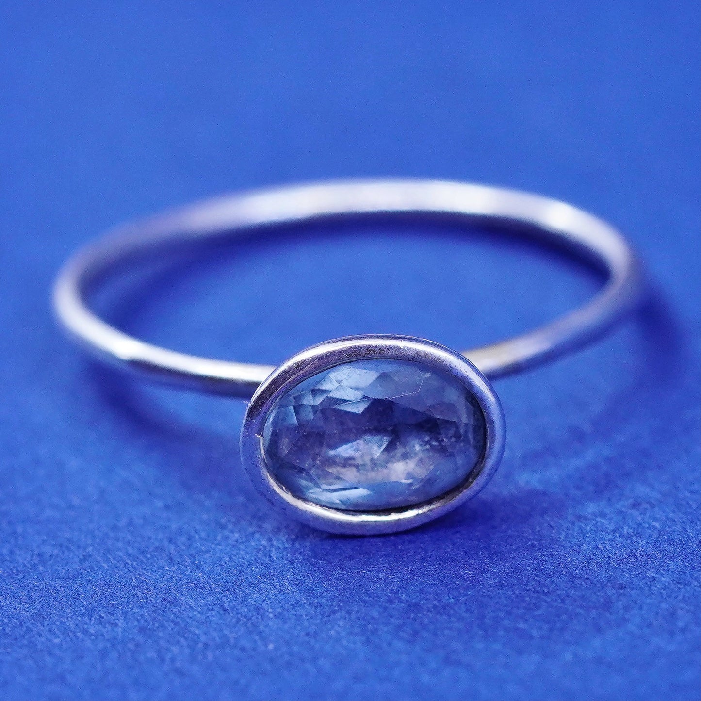 Size 6, vtg Sterling silver handmade ring, 925 stackable ring with blue topaz