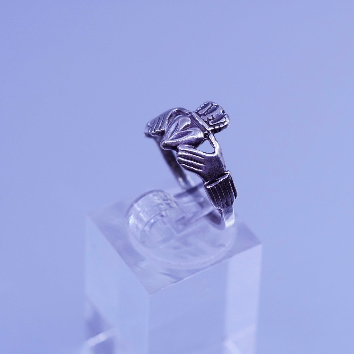 Size 7.25, Irish Claddagh friendship Sterling 925 silver ring, holding heart