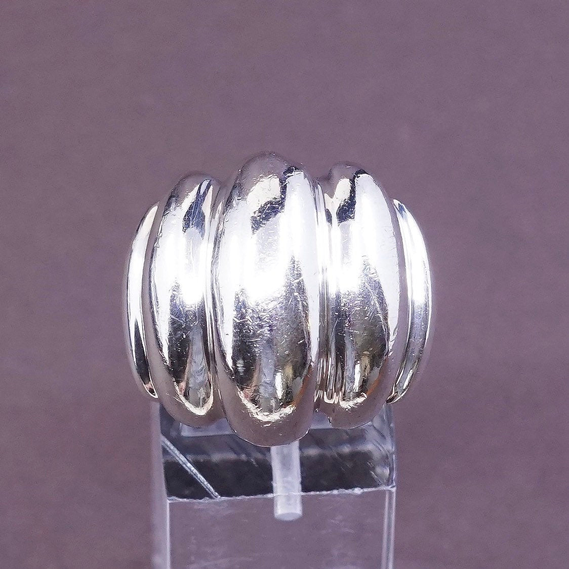 sz 7.25, vtg modern Sterling silver handmade ring, heavy 925 ribbed band