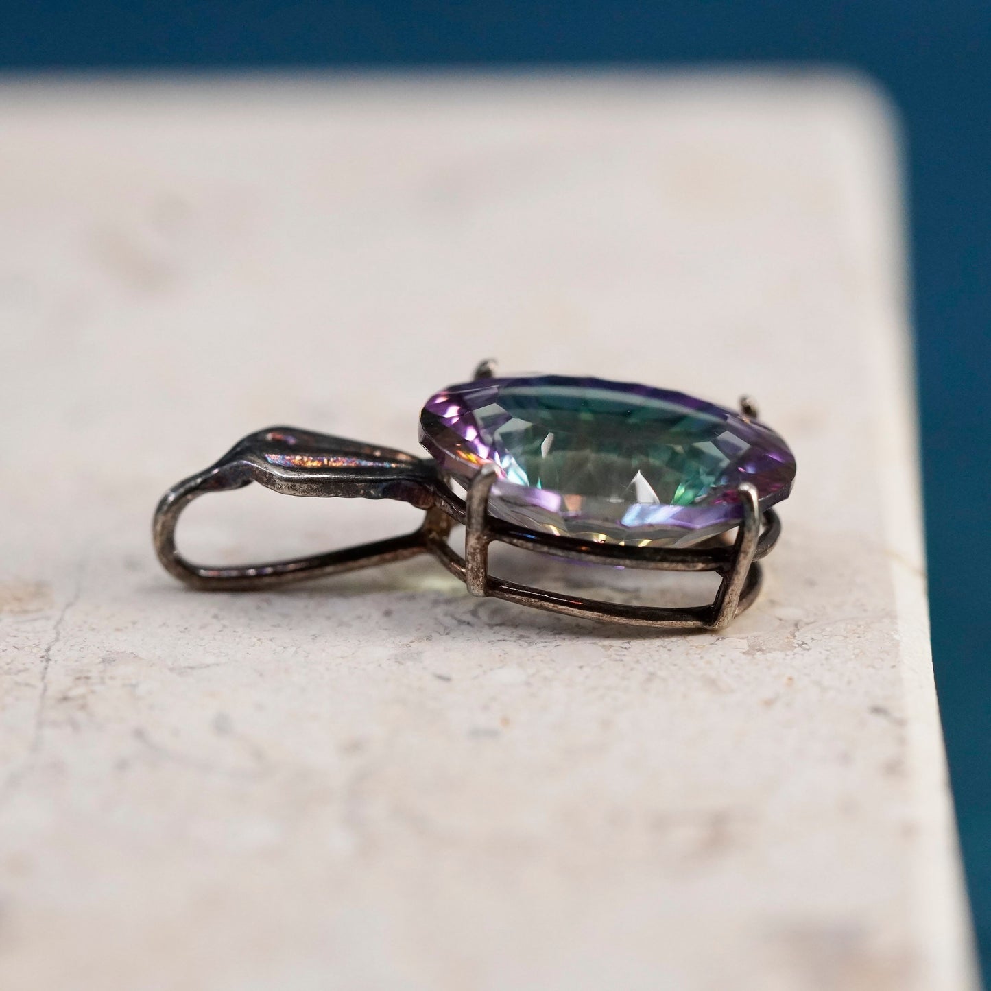 Vintage sterling 925 silver handmade pendant with rainbow topaz