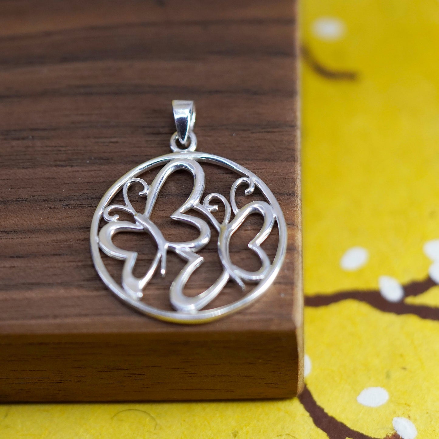 Vintage Sterling 925 silver handmade butterfly circle pendant