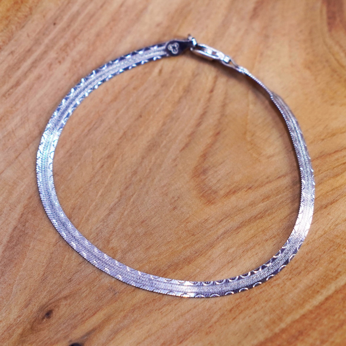 7.25”, Vintage Sterling silver textured herringbone bracelet, Italy 925 chain