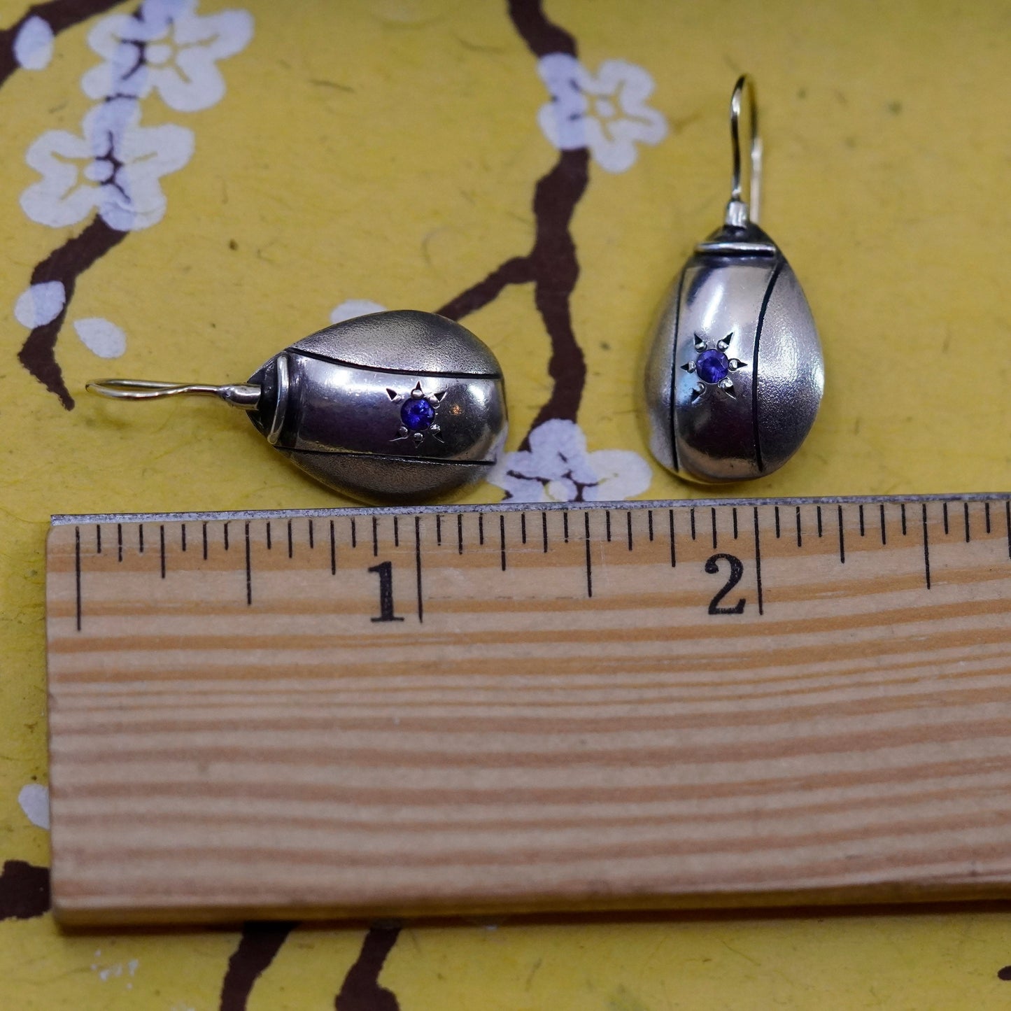 Sterling 925 silver teardrop earrings with sapphire and 14K yellow gold wire