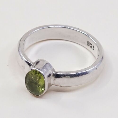 Sz 6, Vtg Sterling Silver Handmade Ring, 925 Silver Band W/ peridot