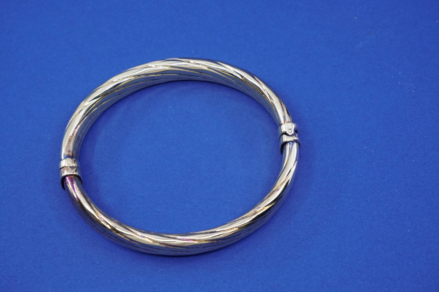 7.75”, Vermeil gold over sterling silver bracelet, 925 twisted cable bangle