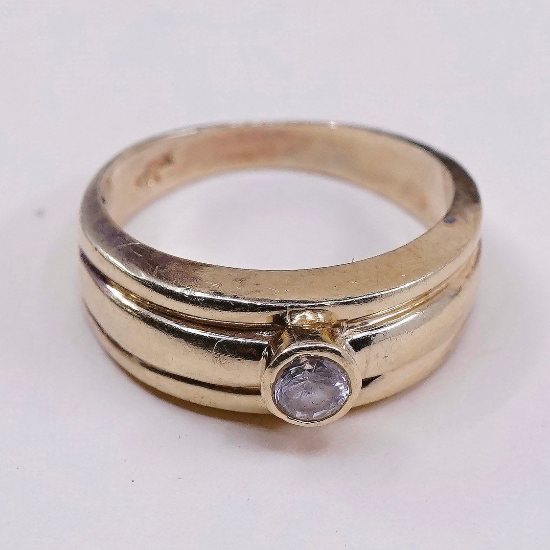 sz 4, 3.4g vtg 14K engagement ring, real yellow gold band w/ crystal