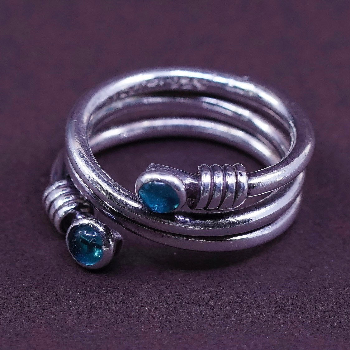 sz 7.5, vtg Sterling silver handmade ring, mexico 925 wrap band w/ blue crystal