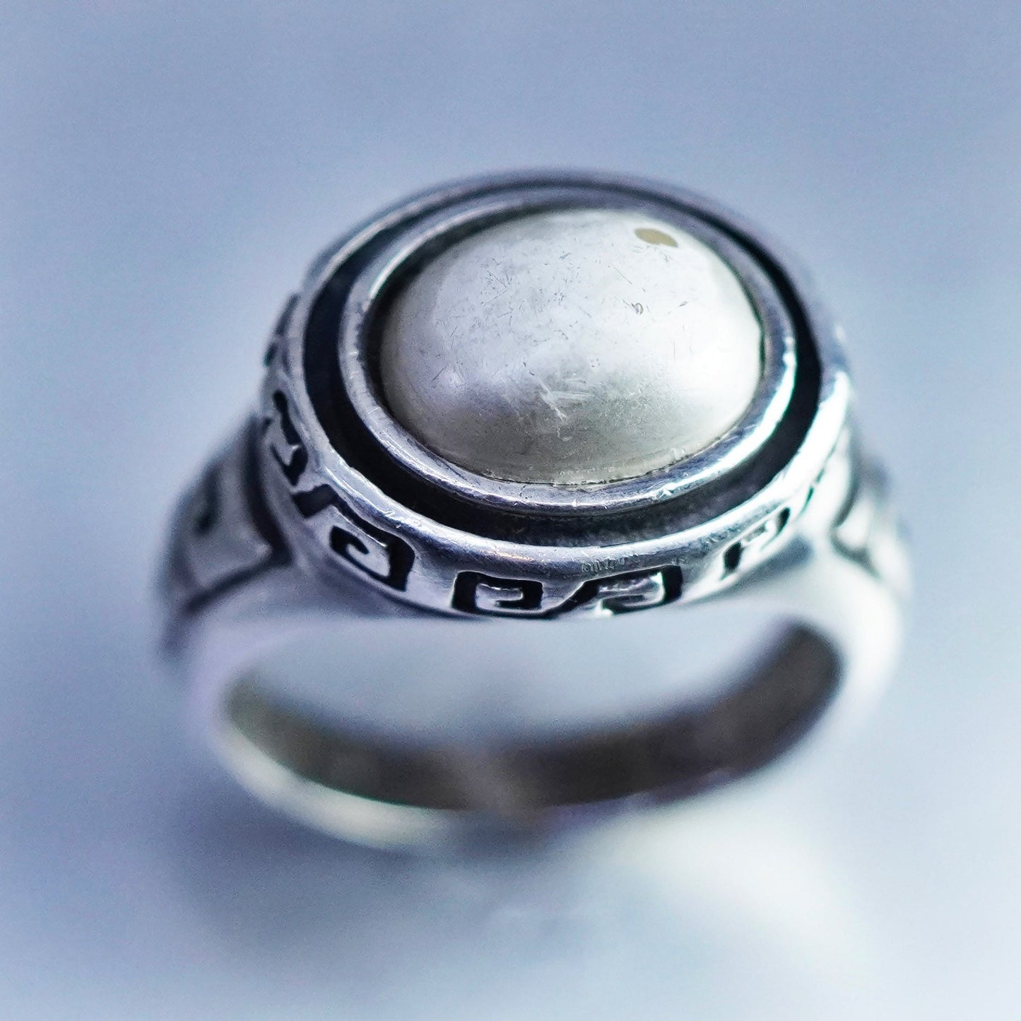Size 5.5, vintage Sterling 925 silver handmade ring with faux pearl Greek key