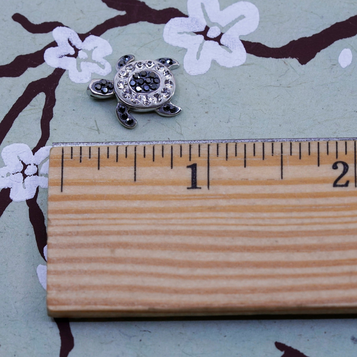 Vintage Sterling silver handmade pendant, 925 turtle with crystal