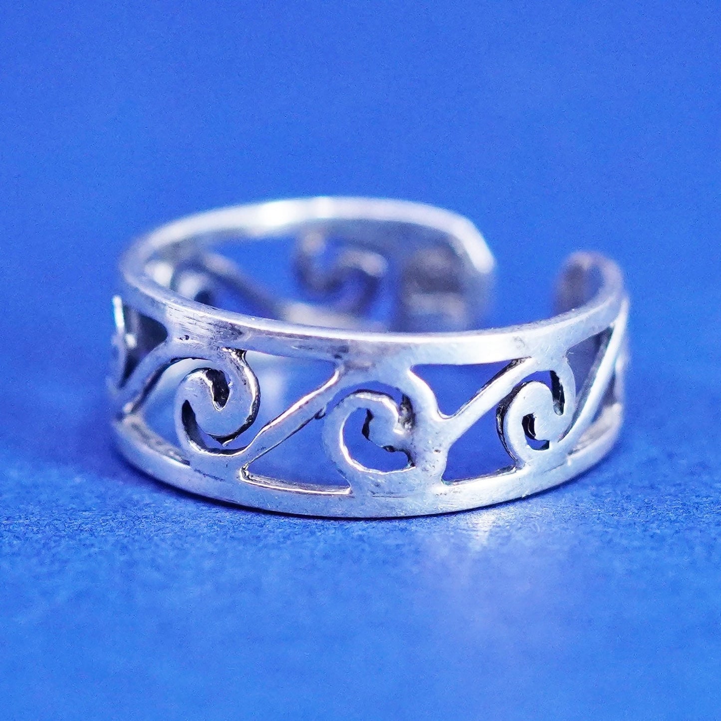 Size 5, vintage Sterling silver handmade ring, 925 filigree open band