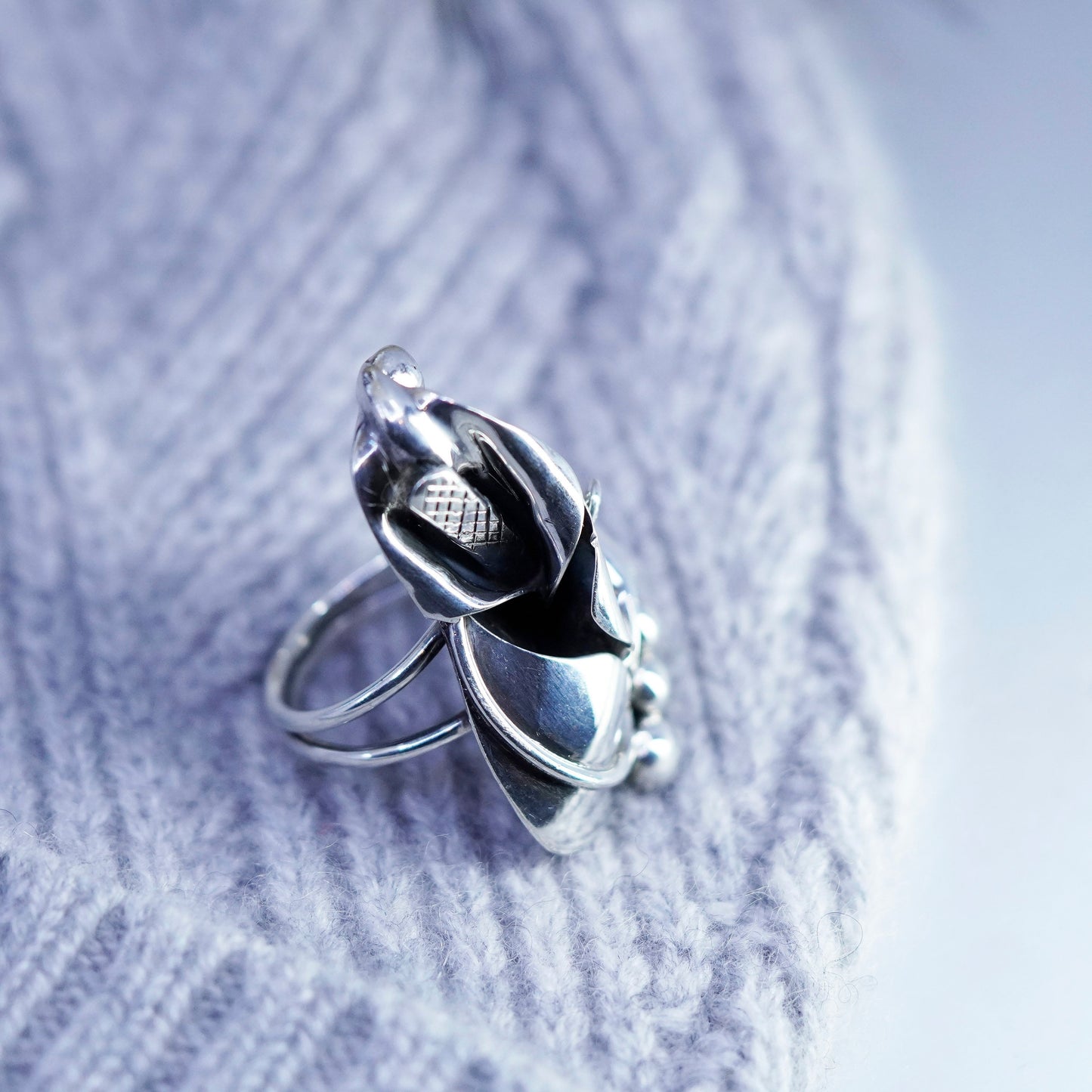 Size 8.5, vintage sterling silver ring, handmade lily flower 925 band