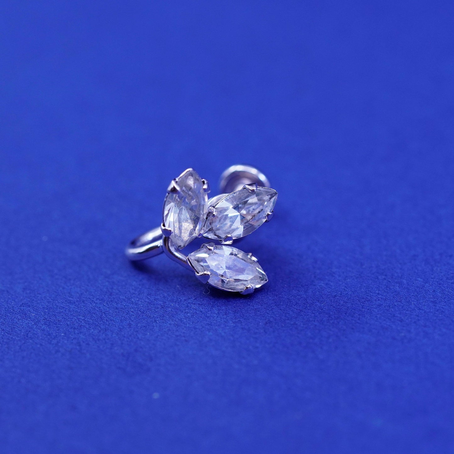Vintage vandell Sterling 925 silver screw back earrings with clear Rhinestone