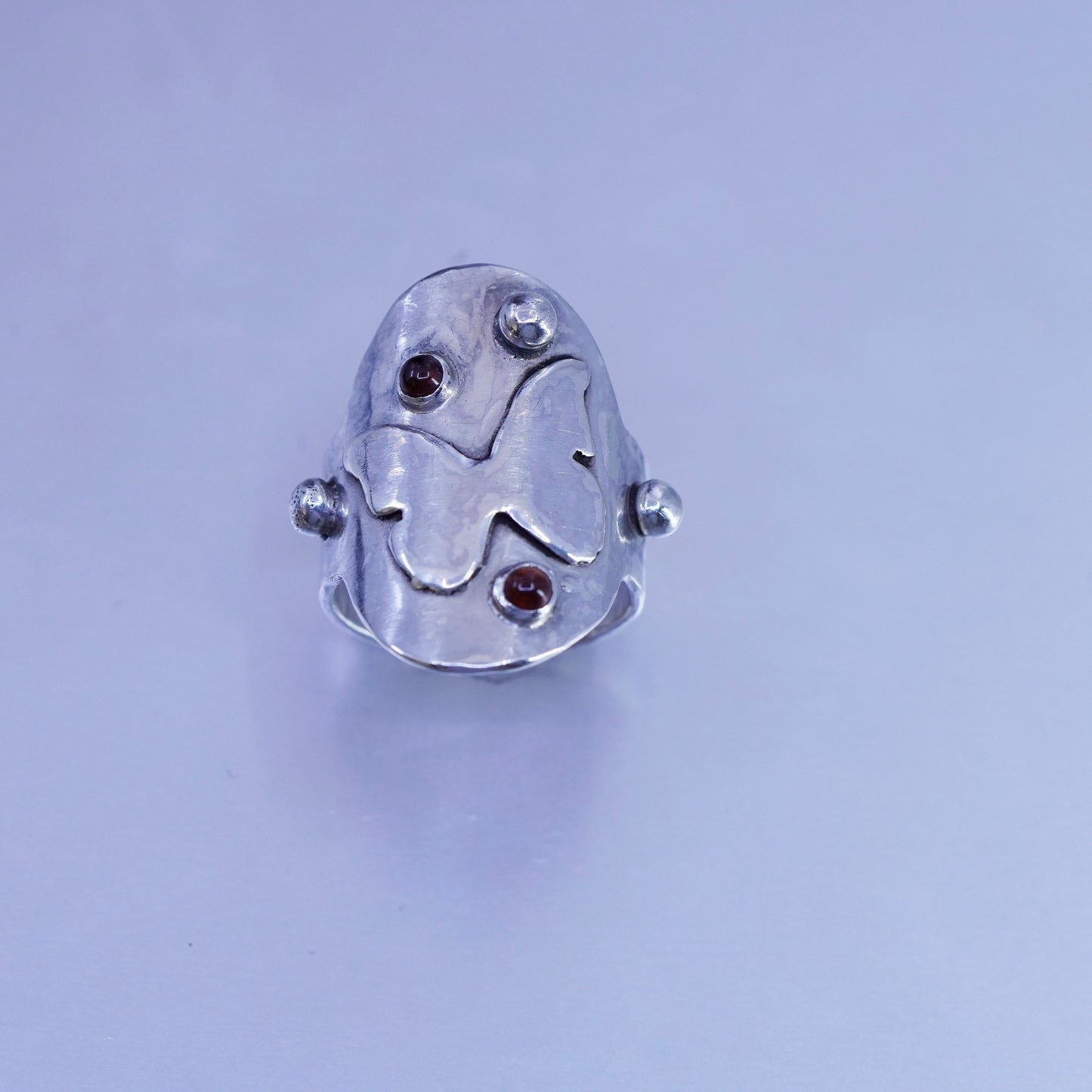 Size 8.75, vtg Sterling 925 silver handmade ring, butterfly band garnet beads