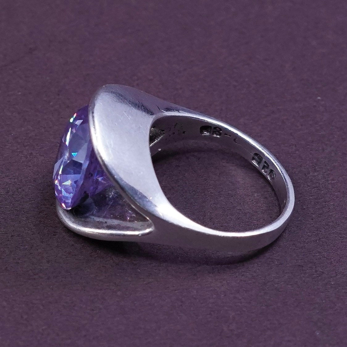 sz 6.5, vtg Sterling silver handmade ring, 925 cocktail ring w/ round amethyst