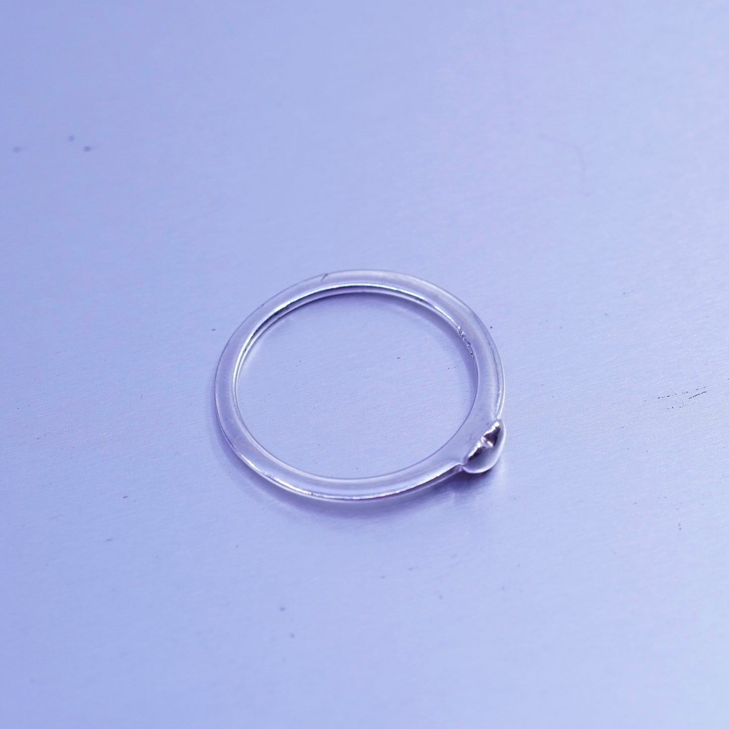 Size 8.25, = southwestern Sterling 925 silver wedding ring heart stackable band