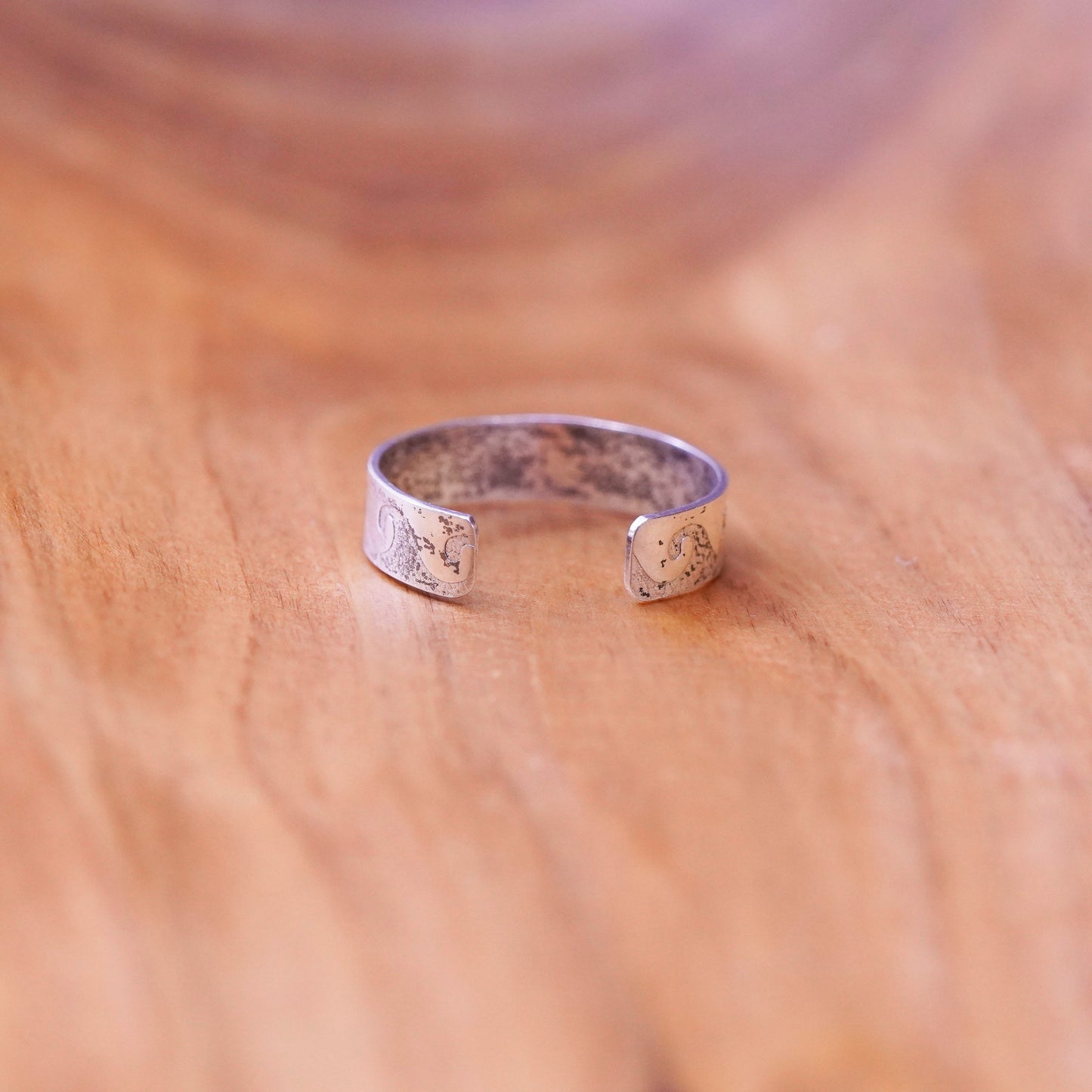 Size 8.5, vintage Sterling silver handmade ring, 925 wavy textured band