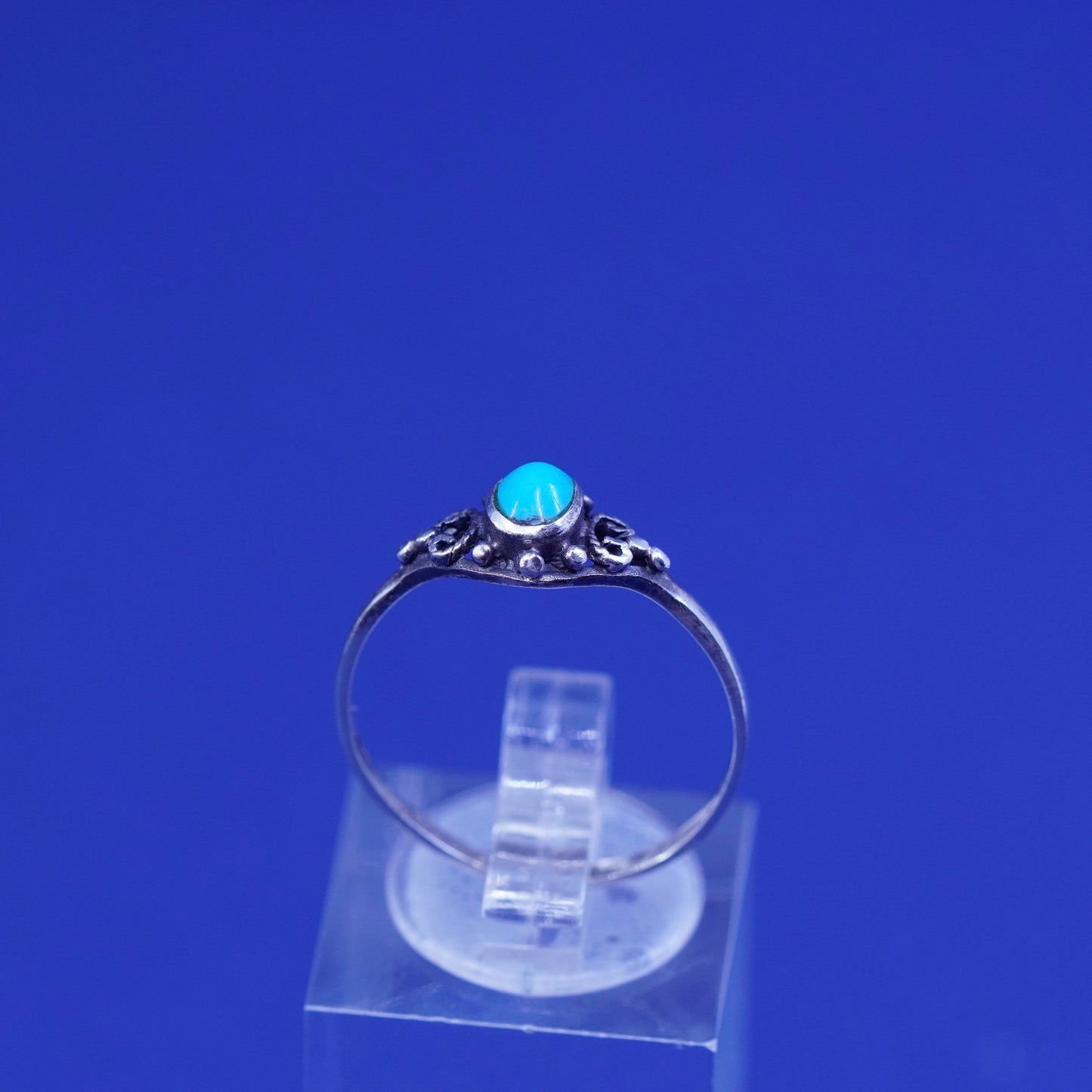 Size 8, Native American, southwestern Sterling 925 silver ring with turquoise